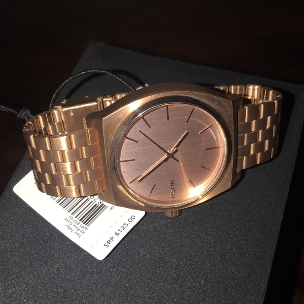 Nixon Watch